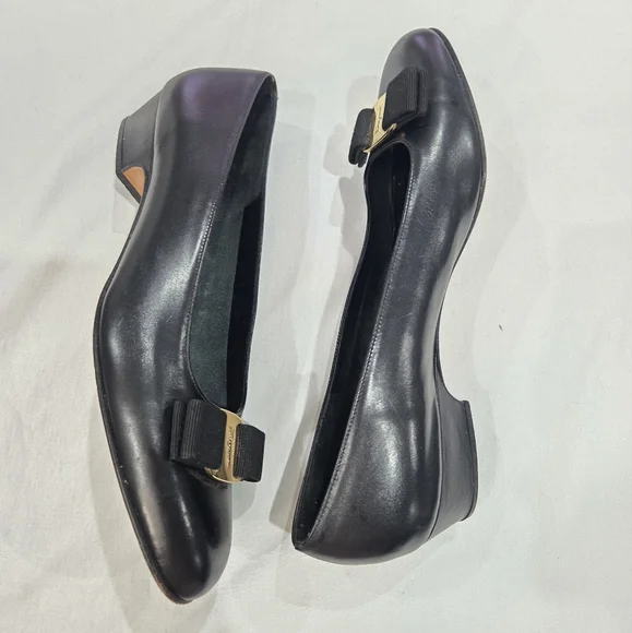 Salvatore Ferragamo Black Heels with Gold Buckle - Picture 7 of 8